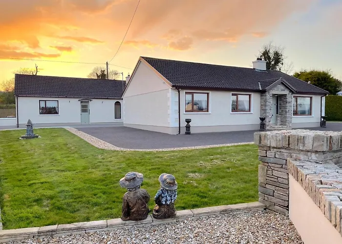 Steeple View B&B Guesthouse Donegal - Newly Renovated In 2023 Ballybofey photo