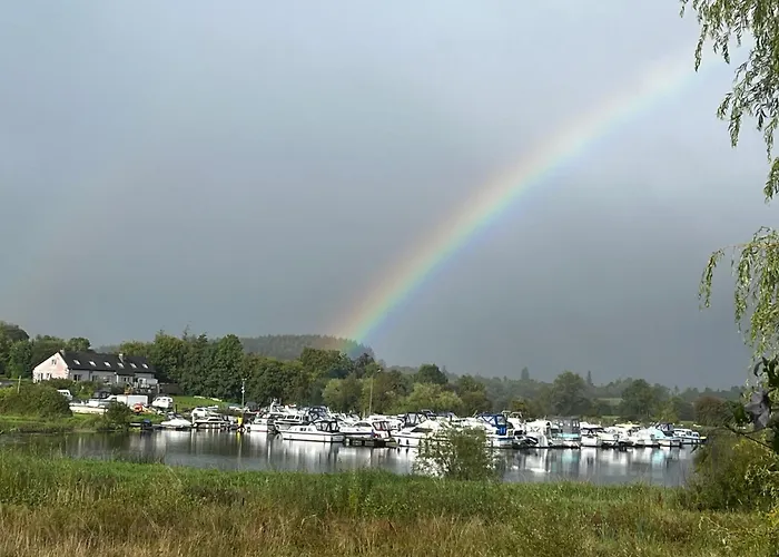 RaheelanRiverside公寓照片