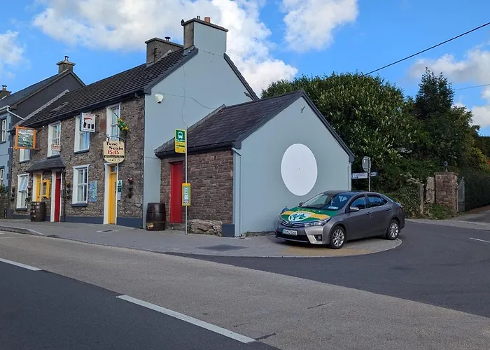 Teac Seain Bar & Bnb Annascaul photo