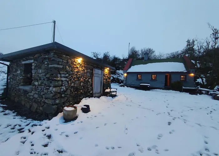 Mountain Cottage With Barn Sauna, Clonbur, Galway képek