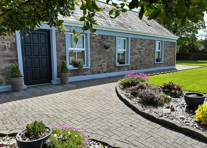 Charming 3 Bedroom Cottage With A Large Enclosed Garden Fermoy Foto