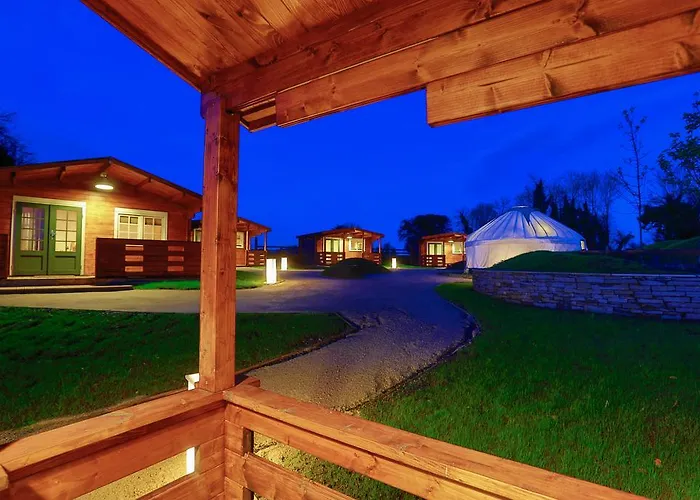 Giltraps Townhouse & Glamping Hotel Kinnitty photo