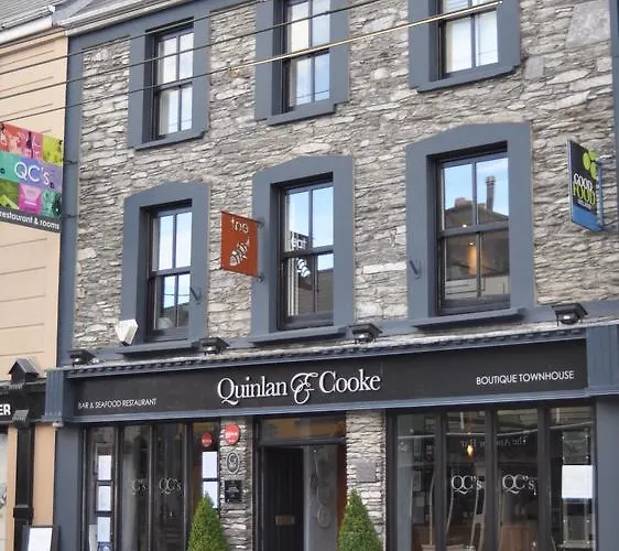 Quinlan & Cooke Boutique Townhouse And Qcs Seafood Restaurant Hotel Cahersiveen photo